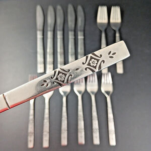 14pcs IIC Imperial Stainless Flatware Dinner Knives Forks Salad Forks Korea